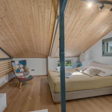 Artist's Loft דירה