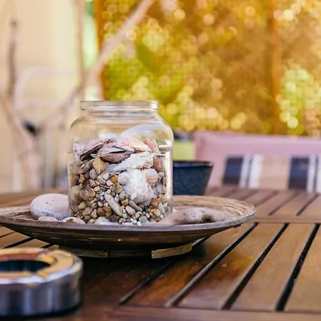 Artist's Loft Appartamento Pesádha