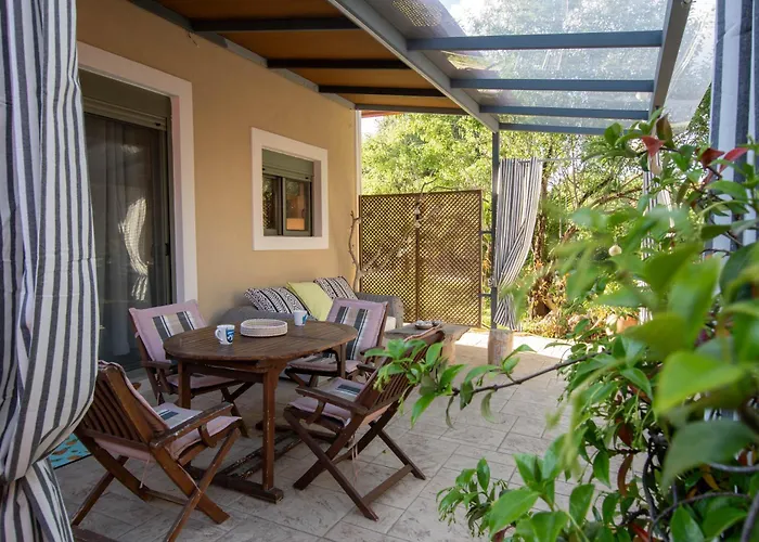 Artist's Loft Pesadha